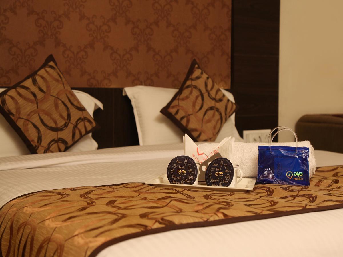 Oyo 905 Galaxy View Hotel Allāhābād Junction Exterior foto